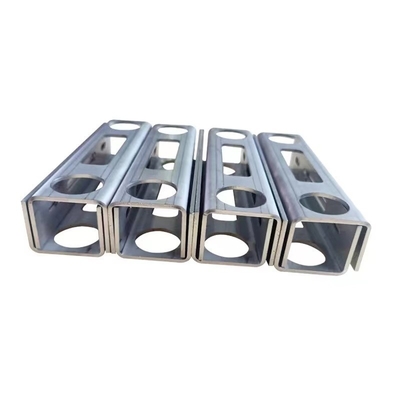ANSI 8mm CNC قطع المعادن بالليزر معتدل لوحة الصلب الانحناء تشكيل اللحام