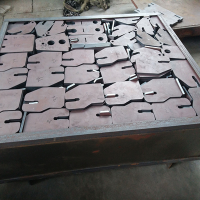 خدمات القطع بالليزر المعدنية CNC منخفضة الكربون 20 مم ، أجزاء Q235 ، القطع بالليزر للصلب الطري