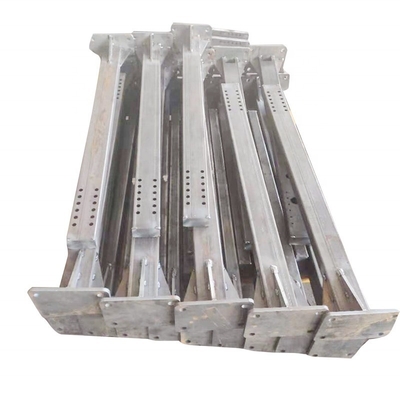 Q235B Q355B هياكل المباني المعدنية الملحومة الثقيلة أجزاء خدمة المعدات الكبيرة OEM